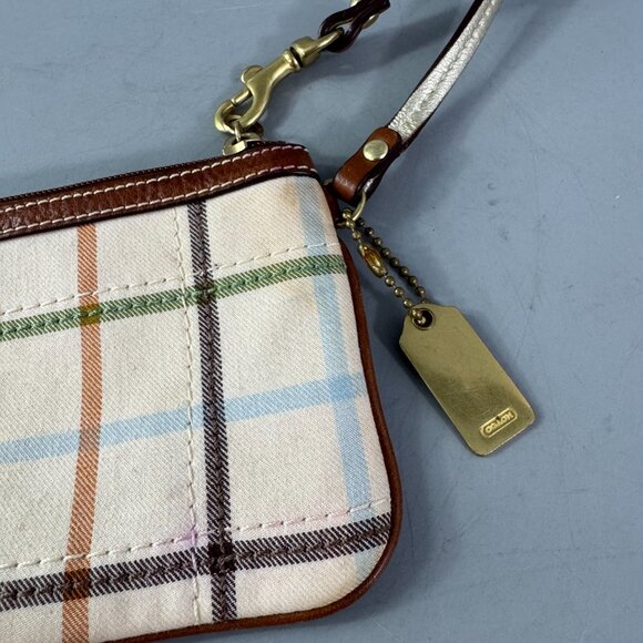 Coach Tattersall Wristlet 40990 Plaid Metallic handle Metal tag charm cream - Picture 8 of 15